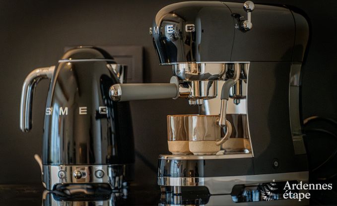 Charmant huisje voor 2 personen in Clavier met slaapkamer, badkamer, jacuzzi en priv�tuin