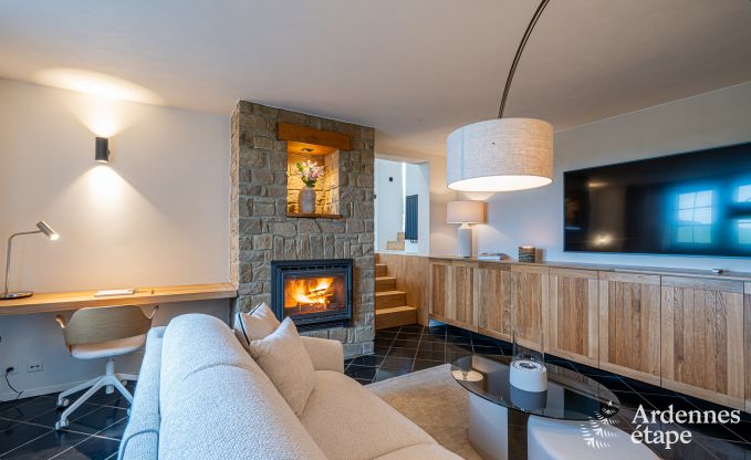 Charmant huisje voor 2 personen in Clavier met slaapkamer, badkamer, jacuzzi en priv�tuin