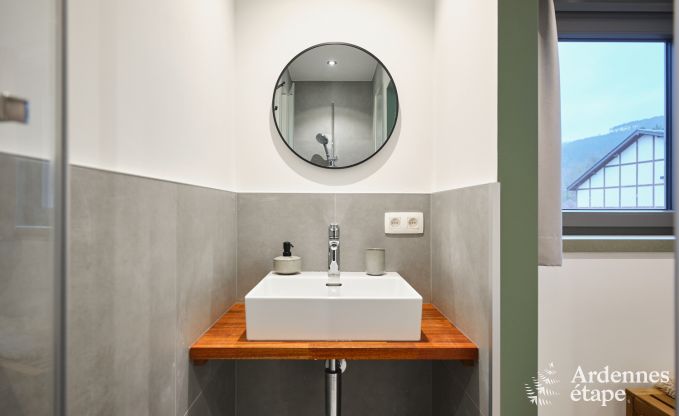 Verblijf met 20 personen in 3 vakantiehuizen op eenzelfde terrein in Coo