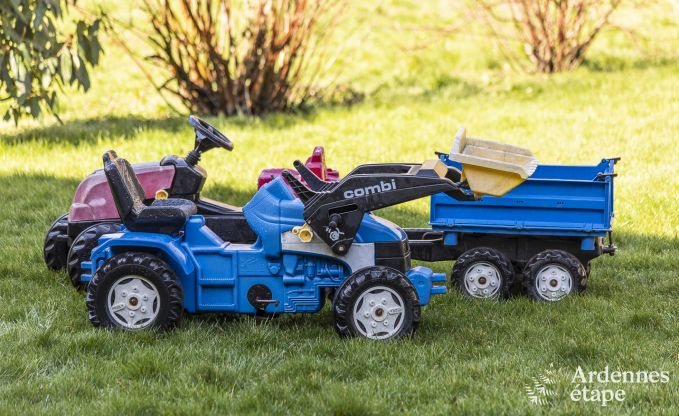 Vakantie op de boerderij in Couvin voor 18 personen in de Ardennen