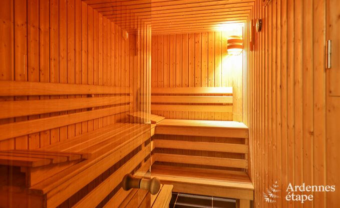Chalet in idyllisch kader met sauna te huur voor 8 pers in Daverdisse