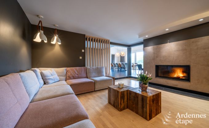 Ruime vakantievilla in Daverdisse voor 14 personen met 5 slaap- en badkamers, wellnessfaciliteiten en priv�tuin