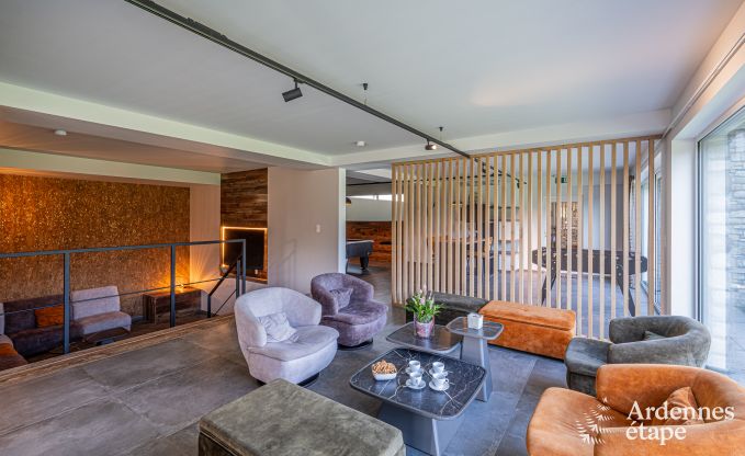 Ruime luxevilla in Daverdisse voor 22 personen met 11 slaapkamers, binnenzwembad, sauna en jacuzzi