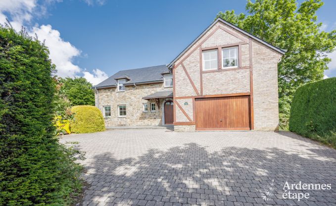 Vakantiehuis in Daverdisse voor 13/14 personen in de Ardennen