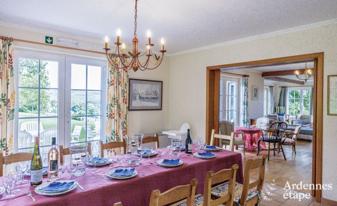 Vakantiehuis in Daverdisse voor 13/14 personen in de Ardennen