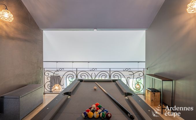 Ruime vakantievilla in Daverdisse voor 14 personen met 5 slaap- en badkamers, wellnessfaciliteiten en privtuin