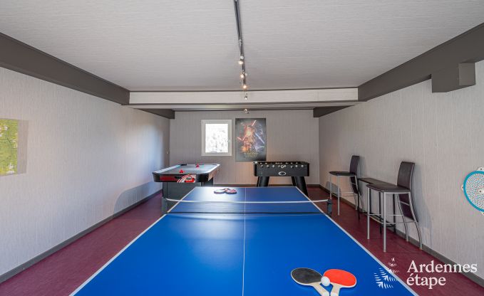 Ruime vakantievilla in Daverdisse voor 14 personen met 5 slaap- en badkamers, wellnessfaciliteiten en privtuin