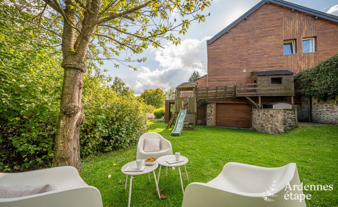 Ruime vakantievilla in Daverdisse voor 14 personen met 5 slaap- en badkamers, wellnessfaciliteiten en privtuin