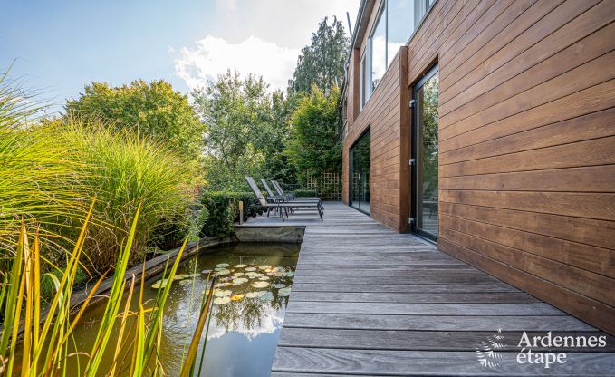 Ruime vakantievilla in Daverdisse voor 14 personen met 5 slaap- en badkamers, wellnessfaciliteiten en privtuin