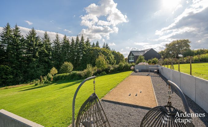 Ruime luxevilla in Daverdisse voor 22 personen met 11 slaapkamers, binnenzwembad, sauna en jacuzzi