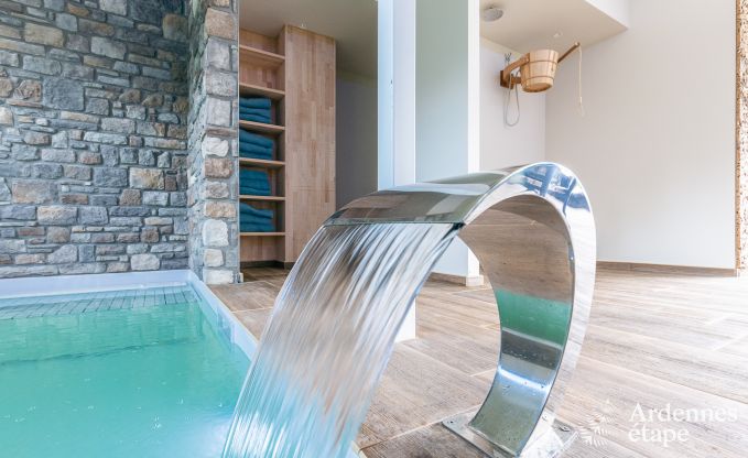 Ruime luxevilla in Daverdisse voor 22 personen met 11 slaapkamers, binnenzwembad, sauna en jacuzzi