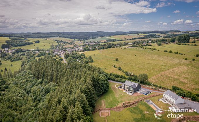 Ruime luxevilla in Daverdisse voor 22 personen met 11 slaapkamers, binnenzwembad, sauna en jacuzzi