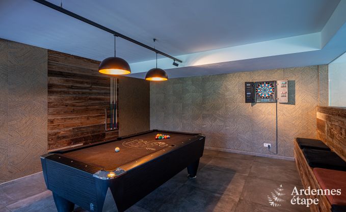 Ruime luxevilla in Daverdisse voor 22 personen met 11 slaapkamers, binnenzwembad, sauna en jacuzzi