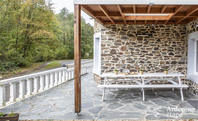 Vakantiehuis in Daverdisse voor 19/20 personen in de Ardennen