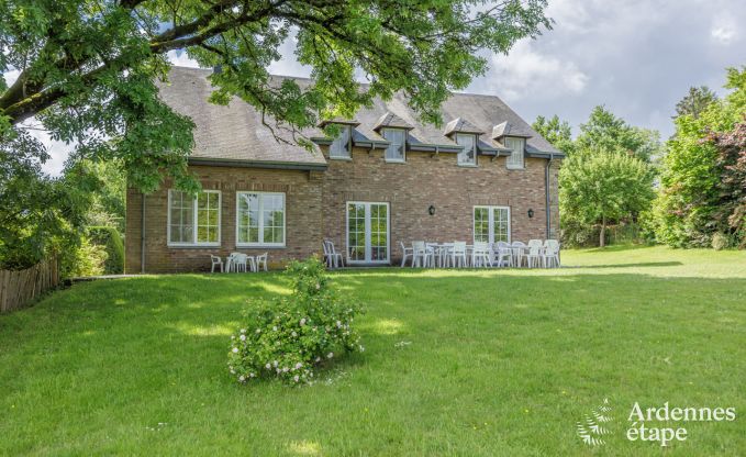 Vakantiehuis in Daverdisse voor 13/14 personen in de Ardennen