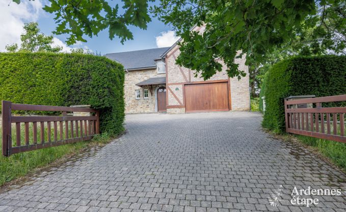 Vakantiehuis in Daverdisse voor 13/14 personen in de Ardennen