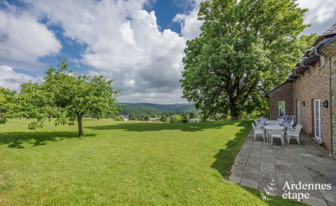 Vakantiehuis in Daverdisse voor 13/14 personen in de Ardennen