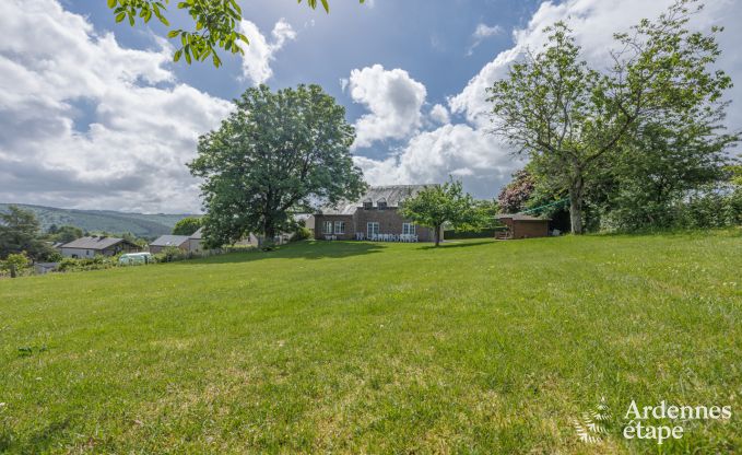 Vakantiehuis in Daverdisse voor 13/14 personen in de Ardennen