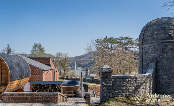Buitengewoon in Dinant voor 50 personen in de Ardennen
