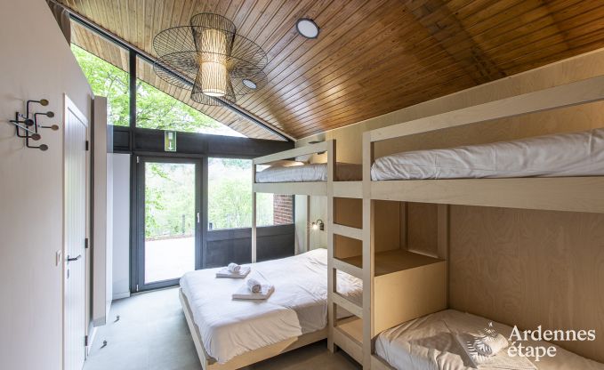 Buitengewoon in Dinant voor 33 personen in de Ardennen