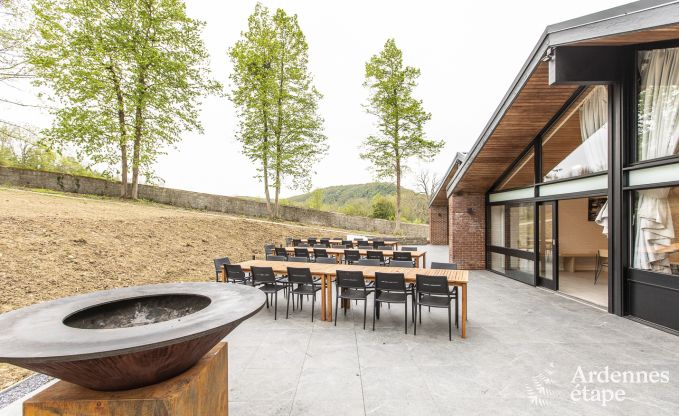 Buitengewoon in Dinant voor 33 personen in de Ardennen