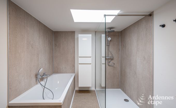 Buitengewoon in Dinant voor 50 personen in de Ardennen