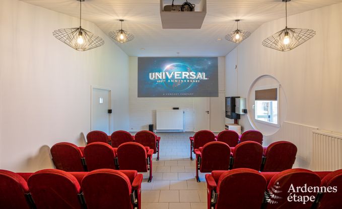 Buitengewoon in Dinant voor 50 personen in de Ardennen