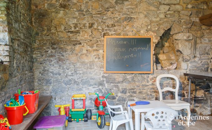 Charmante en authentieke cottage voor 6 personen in Dinant