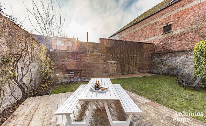 Herenhuis in Dinant voor 12/14 personen in de Ardennen