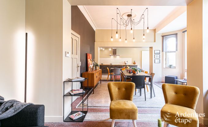 Herenhuis in Dinant voor 12/14 personen in de Ardennen