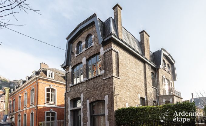 Herenhuis in Dinant voor 12/14 personen in de Ardennen