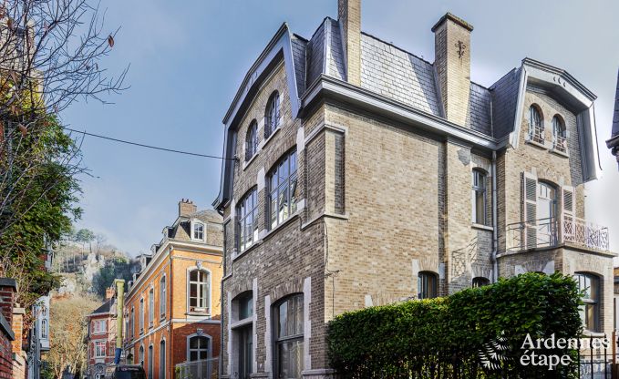 Herenhuis in Dinant voor 12/14 personen in de Ardennen