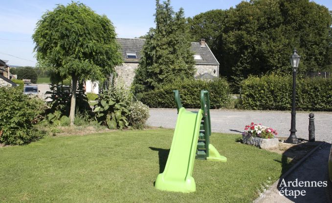 Vakantiehuis in Dinant voor 28 personen in de Ardennen