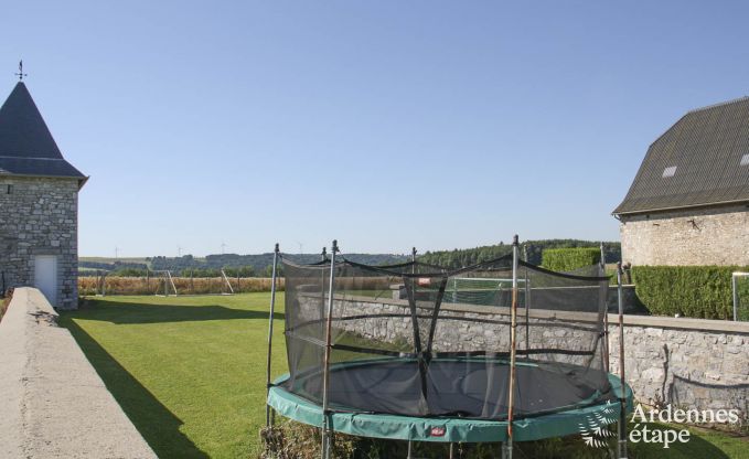 Vakantiehuis in Dinant voor 28 personen in de Ardennen