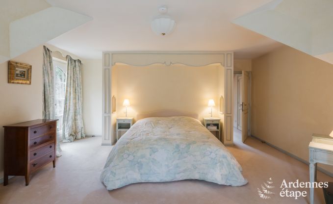 Ruim vakantiehuis met zwembad in Dinant, Ardennen