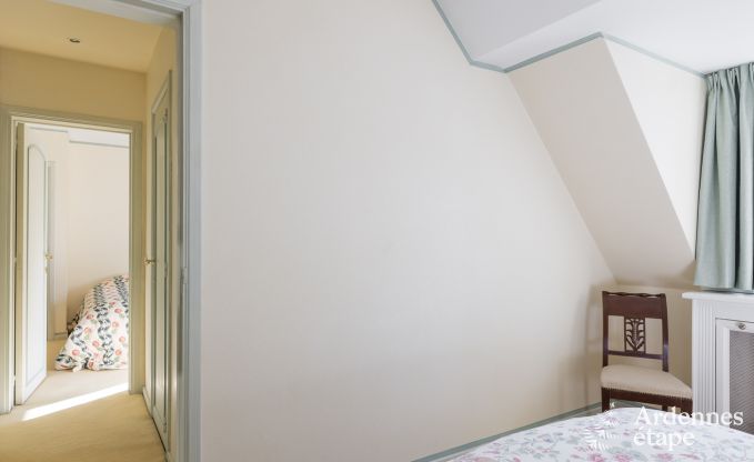 Ruim vakantiehuis met zwembad in Dinant, Ardennen