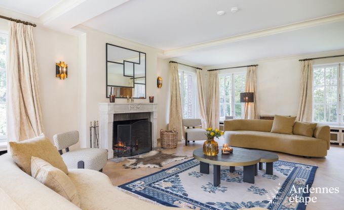 Ruim vakantiehuis met zwembad in Dinant, Ardennen