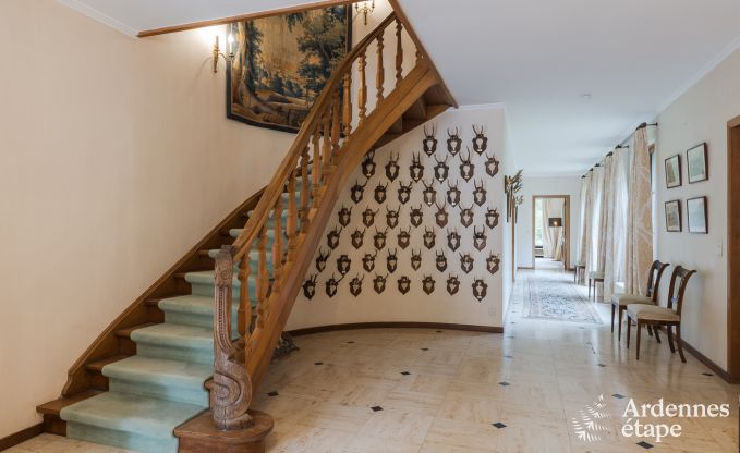 Ruim vakantiehuis met zwembad in Dinant, Ardennen