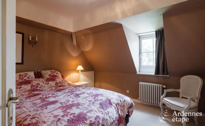 Ruim vakantiehuis met zwembad in Dinant, Ardennen