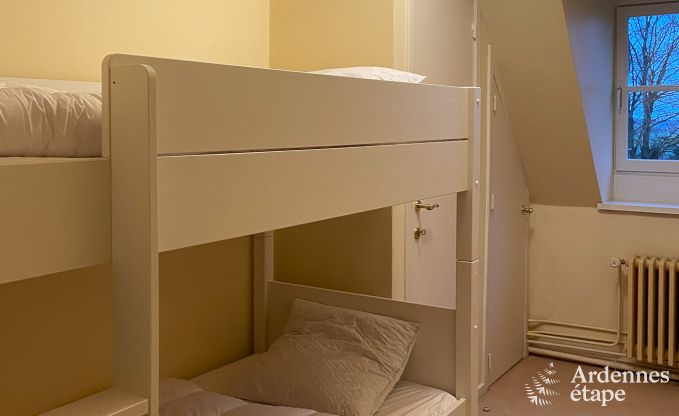 Ruim vakantiehuis met zwembad in Dinant, Ardennen