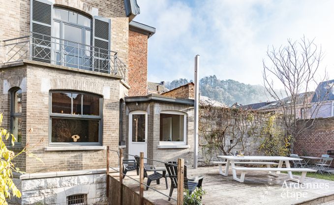 Herenhuis in Dinant voor 12/14 personen in de Ardennen