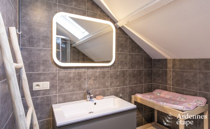 Vakantie op de boerderij in Doische voor 6/8 personen in de Ardennen