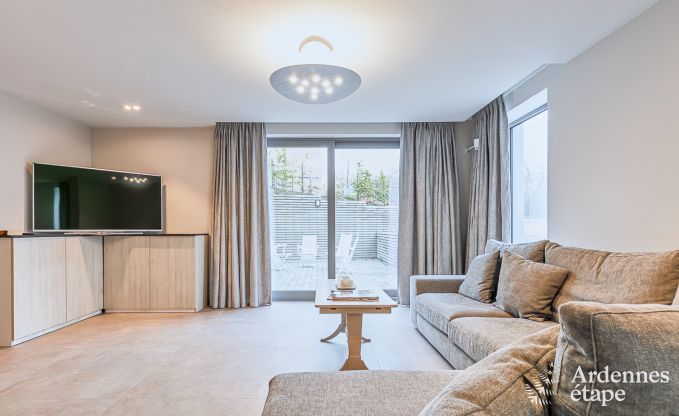 Vakantiewoning in Doische: comfortabel verblijf voor 19 personen met speelkamer, priv�tuin en nabij Dinant