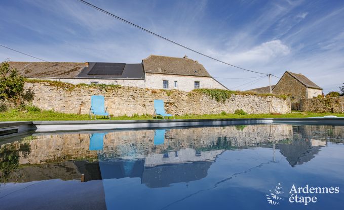 Charmant vakantiehuis in Doische voor 8 personen met priv�zwembad, tuin en barbecue