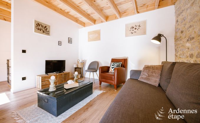 Charmant vakantiehuis in Doische voor 8 personen met priv�zwembad, tuin en barbecue