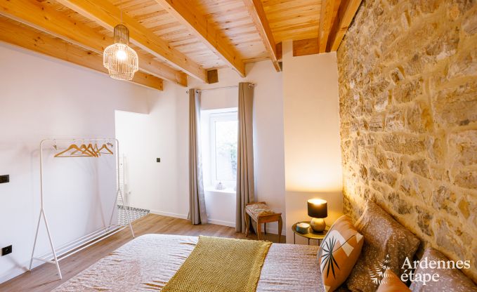 Charmant vakantiehuis in Doische voor 8 personen met priv�zwembad, tuin en barbecue