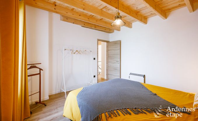 Charmant vakantiehuis in Doische voor 8 personen met priv�zwembad, tuin en barbecue