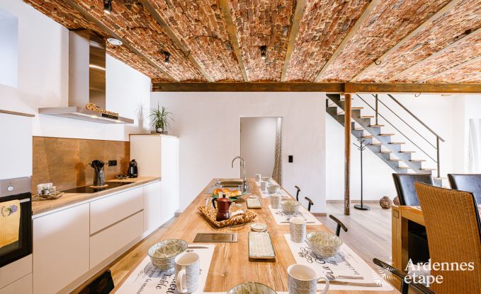 Charmant vakantiehuis in Doische voor 8 personen met priv�zwembad, tuin en barbecue