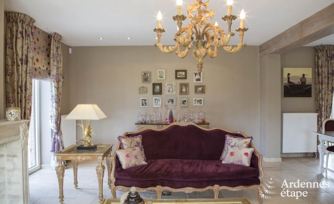 Luxe villa voor 8 personen in Doische: infraroodcabine, jacuzzi, cassettehaard, vijver en privtuin