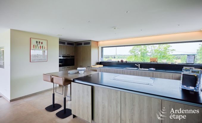 Vakantiewoning in Doische: comfortabel verblijf voor 19 personen met speelkamer, priv�tuin en nabij Dinant